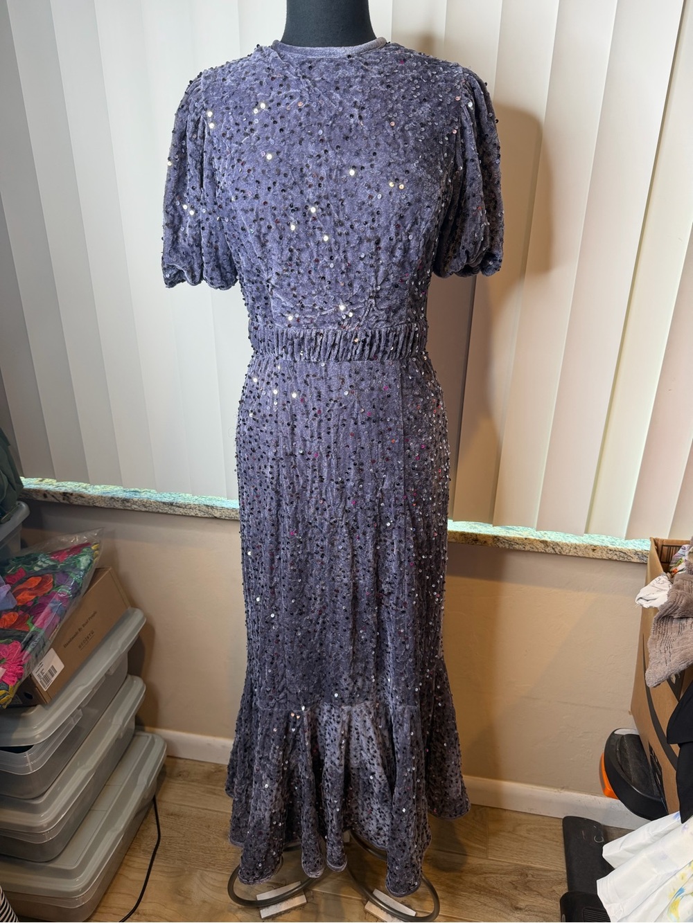 Ivy City the Melrose Dress in Steel dusty lavender sequined ruffled hem SZ Small